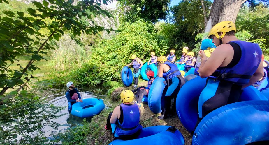 Rivertubing uitleg Rivertubing uitleg